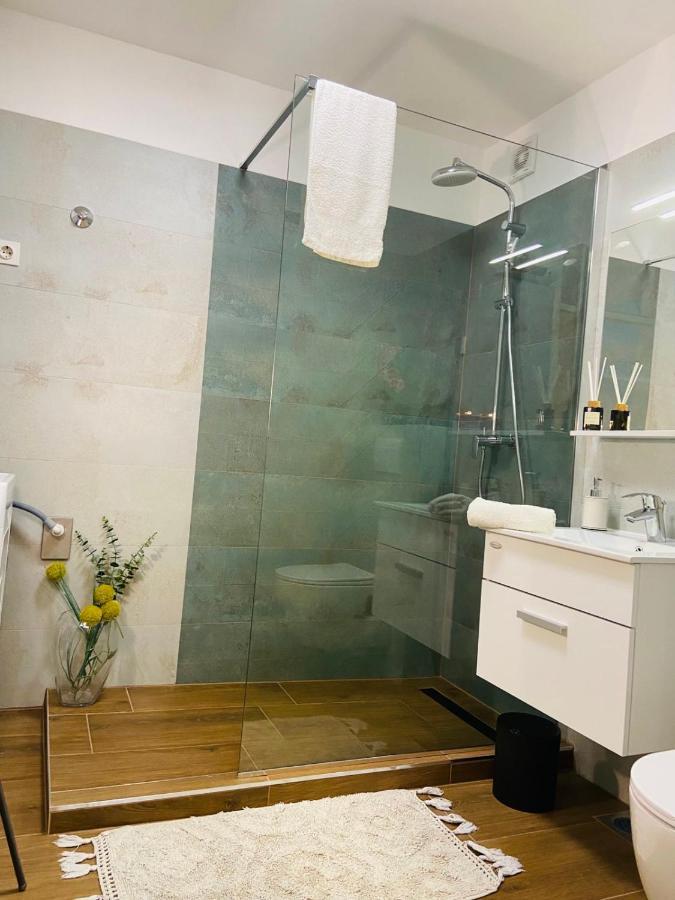 Sunny Apartment In リエカ エクステリア 写真
