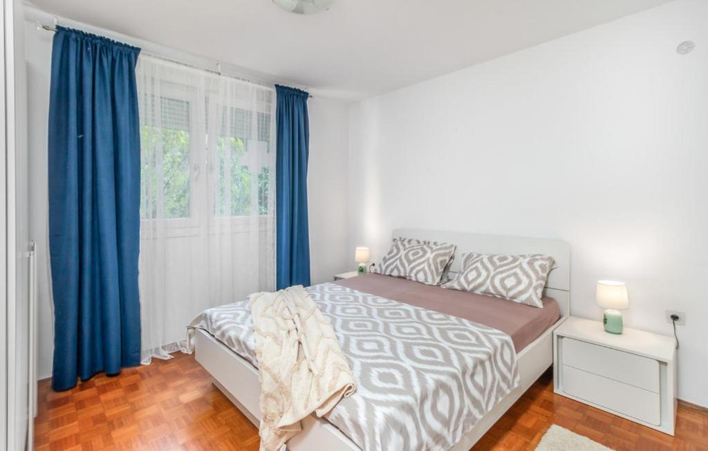 Sunny Apartment In リエカ エクステリア 写真